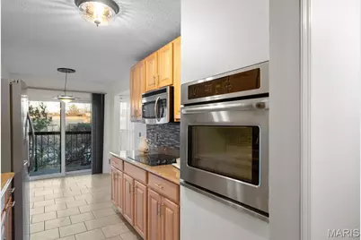 585 Coeur De Royale Drive #301, Creve Coeur, MO 63141 - Photo 18