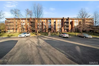 585 Coeur De Royale Drive #301, Creve Coeur, MO 63141 - Photo 40