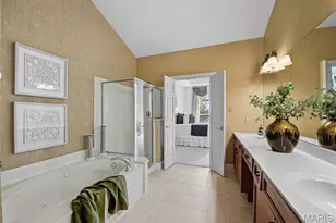 153 Kendall Bluff Ct, Chesterfield, MO 63017 - Photo 14