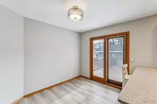 6900 Foxcroft Dr, Affton, MO 63123 - Photo 6