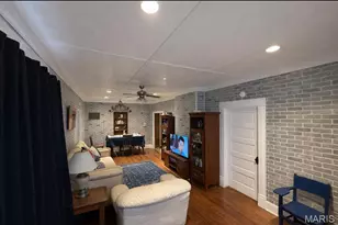 206 Rhoda St, St James, MO 65559 - Photo 2