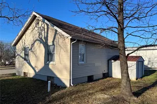 348 W 2nd St, Lebanon, MO 65536 - Photo 16