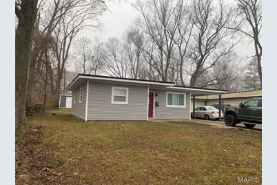 52 Marquette Drive, Florissant, MO 63031 - Photo 2