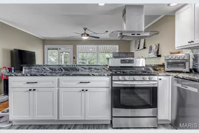 1730 Parktree Lane, Saint Louis, MO 63138 - Photo 8