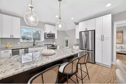 6810 Pershing Avenue, University City, MO 63130 - Photo 18