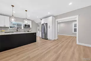 6810 Pershing Ave, University City, MO 63130 - Photo 14