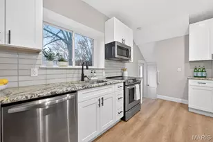 6810 Pershing Ave, University City, MO 63130 - Photo 22