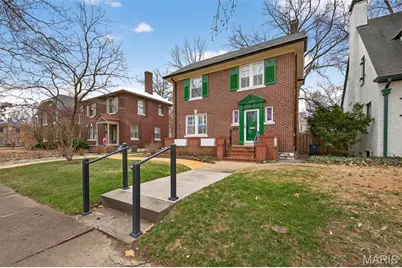 6810 Pershing Avenue, University City, MO 63130 - Photo 2