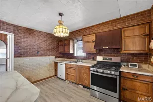 6915 Edison Ave, Velda City, MO 63121 - Photo 12