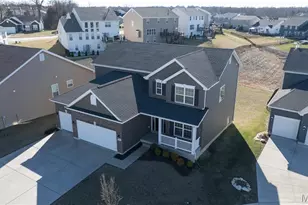 217 Hidden Bluffs Dr, Lake Saint Louis, MO 63367 - Photo 6