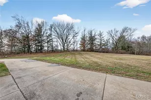 3022 Duclair Pkwy, Saint Charles, MO 63303 - Photo 36