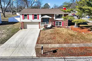 893 Napoli Dr, Ballwin, MO 63021 - Photo 54