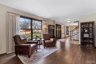 710 Briarfarm Ln, Kirkwood, MO 63122 - Photo 2