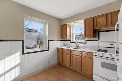 1036 Groby Road, University City, MO 63130 - Photo 10