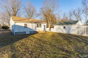 536 Pine St, Farmington, MO 63640 - Photo 6