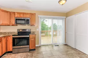 7 Rustic Meadow Ct, Saint Peters, MO 63376 - Photo 6