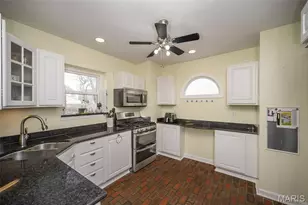 809 Brownell Ave, Saint Louis, MO 63122 - Photo 12