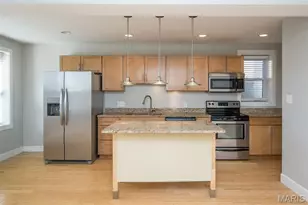 4220 McPherson Ave, Saint Louis, MO 63108 - Photo 8