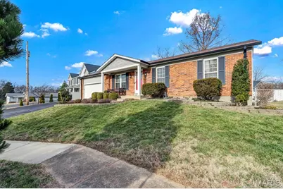 4727 Ringer Road, Saint Louis, MO 63129 - Photo 4