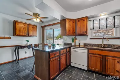 4727 Ringer Road, Saint Louis, MO 63129 - Photo 14