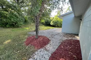 6530 Farm Pond Ct, Florissant, MO 63033 - Photo 10