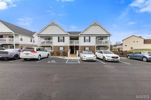 131 Saravalle Dr, Saint Peters, MO 63376 - Photo 1