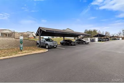 131 Saravalle Drive, Saint Peters, MO 63376 - Photo 4