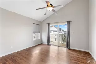 131 Saravalle Dr, Saint Peters, MO 63376 - Photo 6