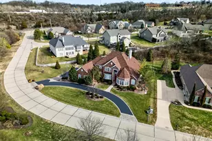 12410 Grandview Lake Dr, Saint Louis, MO 63127 - Photo 4