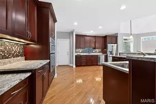 12410 Grandview Lake Dr, Saint Louis, MO 63127 - Photo 24