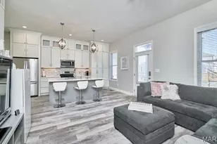 6226 Suntan Dr, Saint Charles, MO 63301 - Photo 6