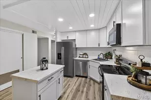 1400 Heritage Landing, Saint Charles, MO 63303 - Photo 6