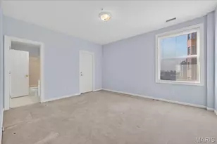 750 S Hanley Rd, Saint Louis, MO 63105 - Photo 26