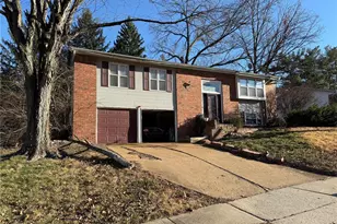 12988 Ox Bow Ln, Spanish Lake, MO 63138 - Photo 2