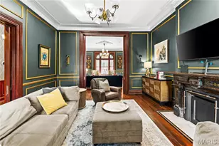 2335 Whittemore Pl, Saint Louis, MO 63104 - Photo 10