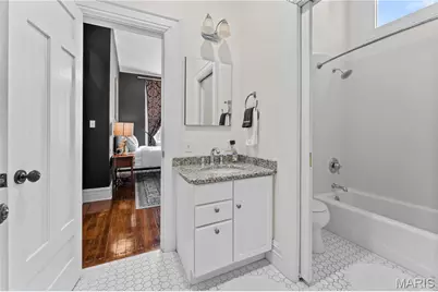 2335 Whittemore Place, Saint Louis, MO 63104 - Photo 32