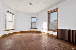 1827 S Compton Ave, Saint Louis, MO 63104 - Photo 24