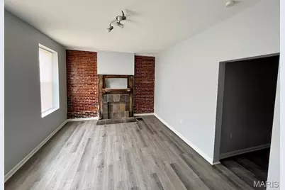 4027 S Grand Boulevard, Saint Louis, MO 63118 - Photo 2