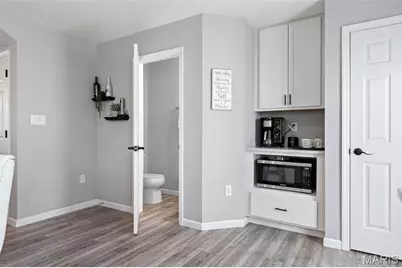 2104 Robert Ruggeri Place, Saint Louis, MO 63110 - Photo 12