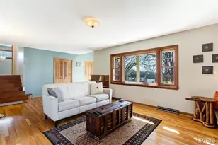 1321 Marbendale Ct, Kirkwood, MO 63122 - Photo 14