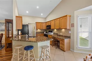 1126 Villa Flora Dr, O'Fallon, MO 63366 - Photo 2