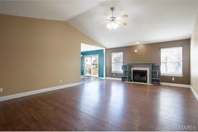 996 Huntington Drive, Troy, MO 63379 - Photo 4