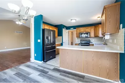 996 Huntington Drive, Troy, MO 63379 - Photo 8