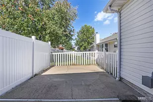 211 Butternut Stage Dr, Saint Peters, MO 63376 - Photo 30