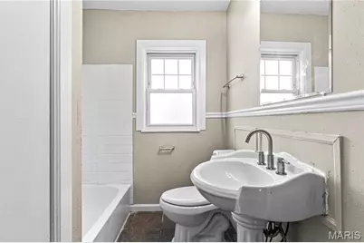 4 S Dellwood Avenue, Dellwood, MO 63135 - Photo 14