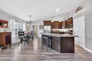 113 Katie Lynn Ct, Wentzville, MO 63385 - Photo 8