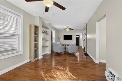 4949 Blow Street, Saint Louis, MO 63109 - Photo 4