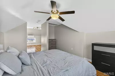 4949 Blow Street, Saint Louis, MO 63109 - Photo 20