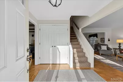 8019 Crescent Drive, Saint Louis, MO 63105 - Photo 2