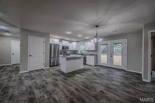 1100 Daytona Dr, Lebanon, MO 65536 - Photo 6